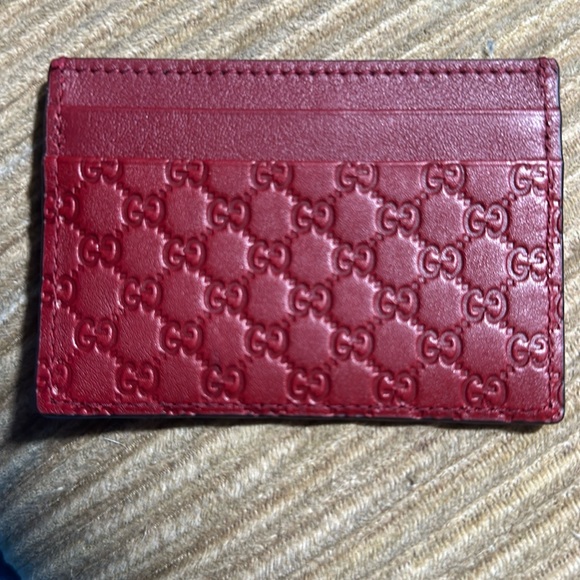 đLow startđNWOT Gucci double small GG BRAND NEW CARD CASE IN A BURGUNDY RED - Picture 1 of 3